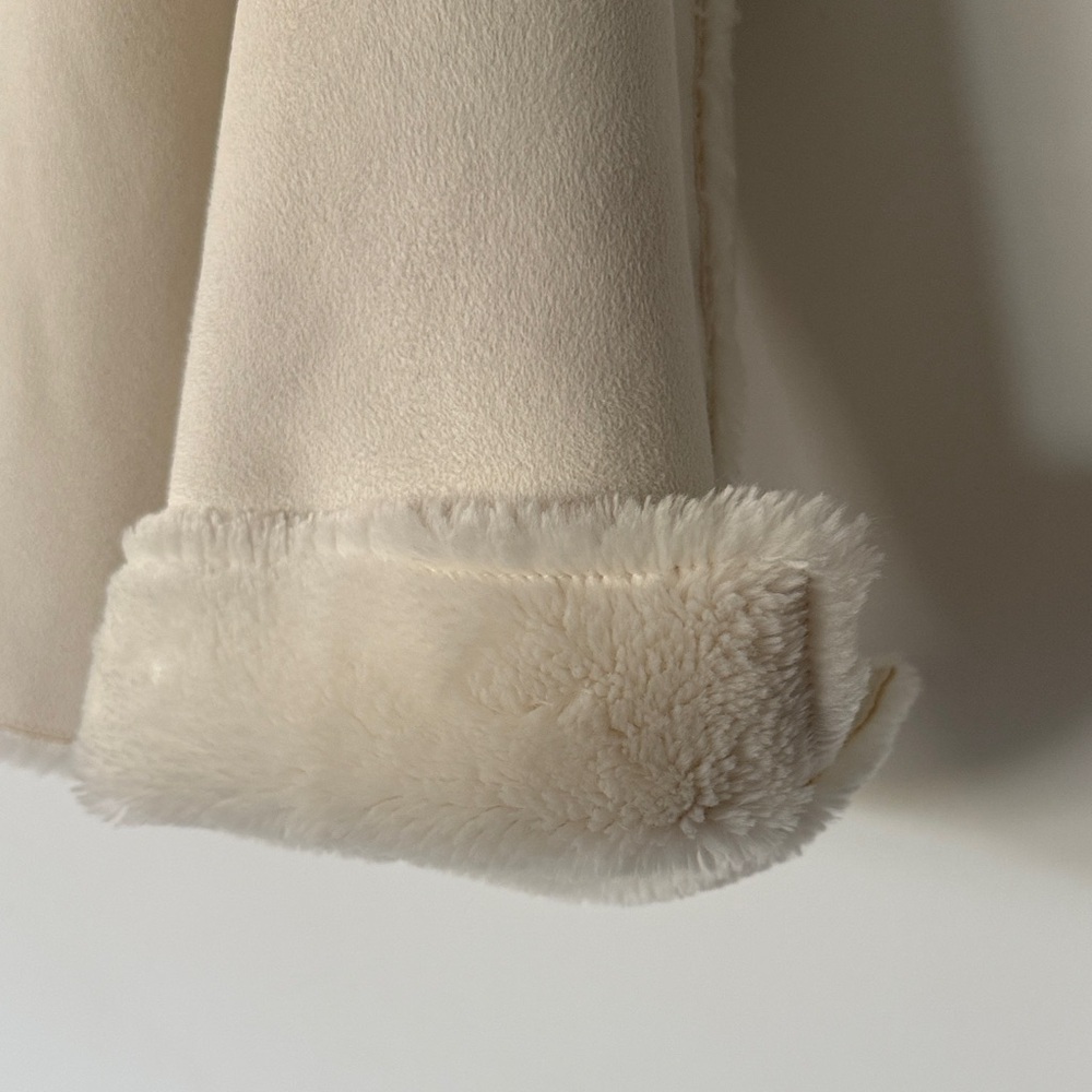 White House Black Market Off-White Faux Shearling Jacket - Picture 3 of 9